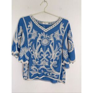 KINDRED Embroidered Blouse Size Medium
